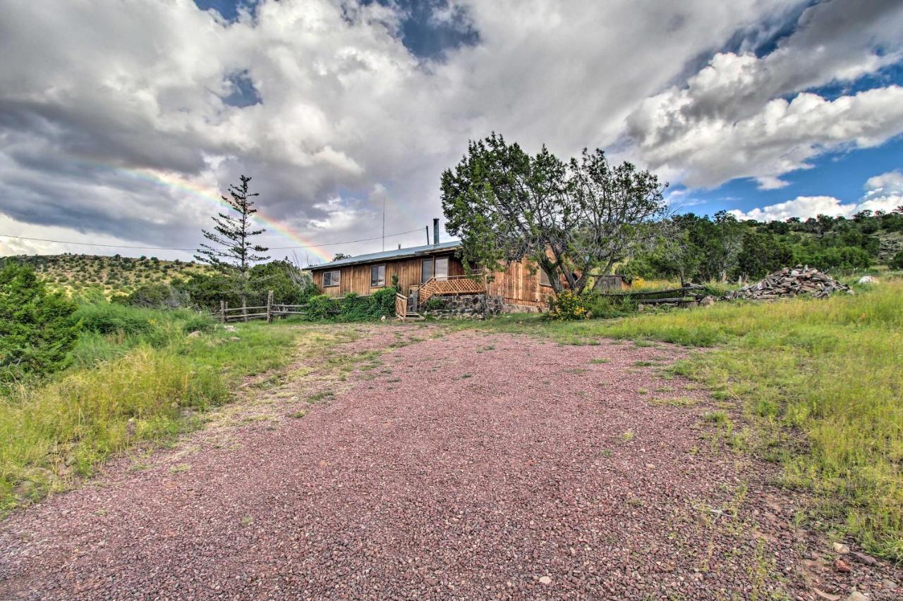 Peaceful Ranch Cabin, 3 Mi To Becker Lake! Springerville エクステリア 写真